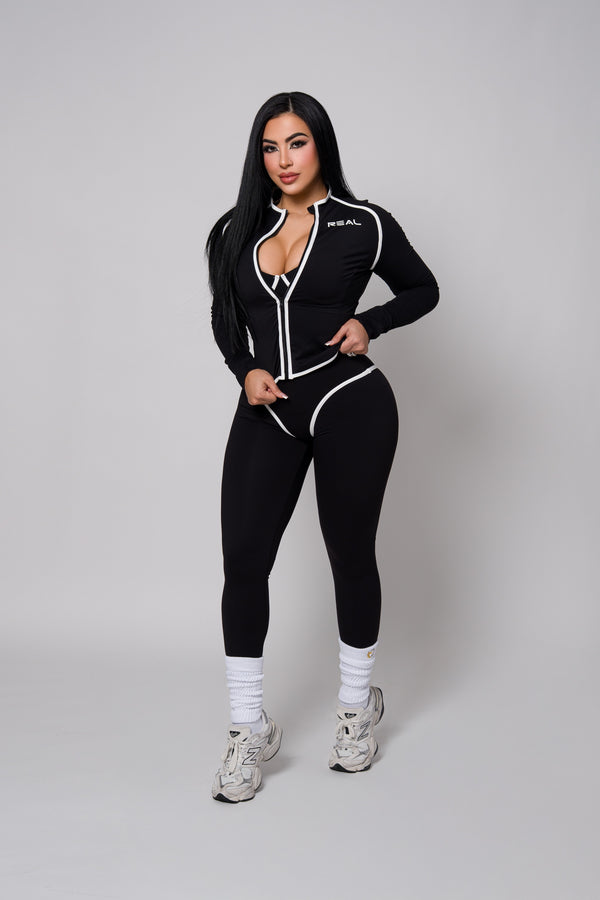 Form Line Jacket - Black