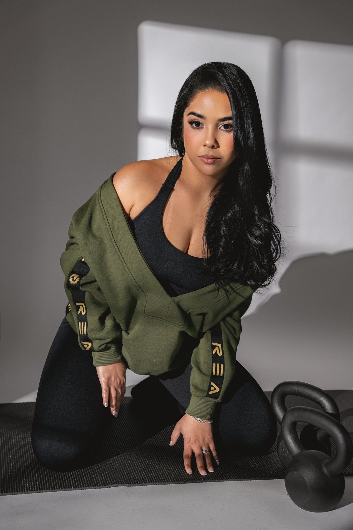 Real Military V Neck Pullover